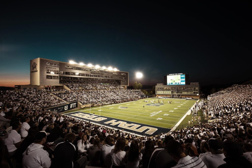 MAVERIK STADIUM commercial crane rental